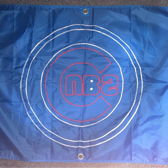 NWOT CHICAGO CUBS BASEBALL FLAG/BANNER - Picture 3 of 6